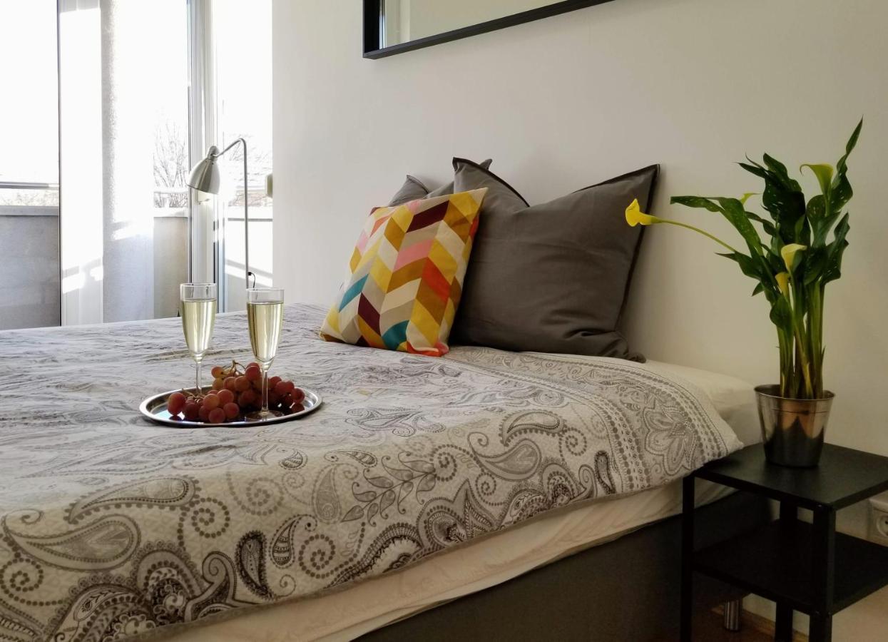 New Pest Apartman Apartment Budapest Luaran gambar